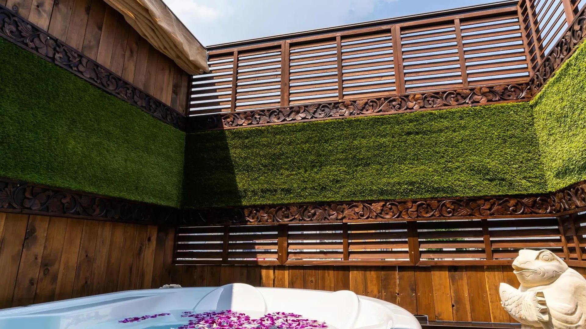 Hotel Petit Bali Garden Shin-Okubo (Adults Only) Токио