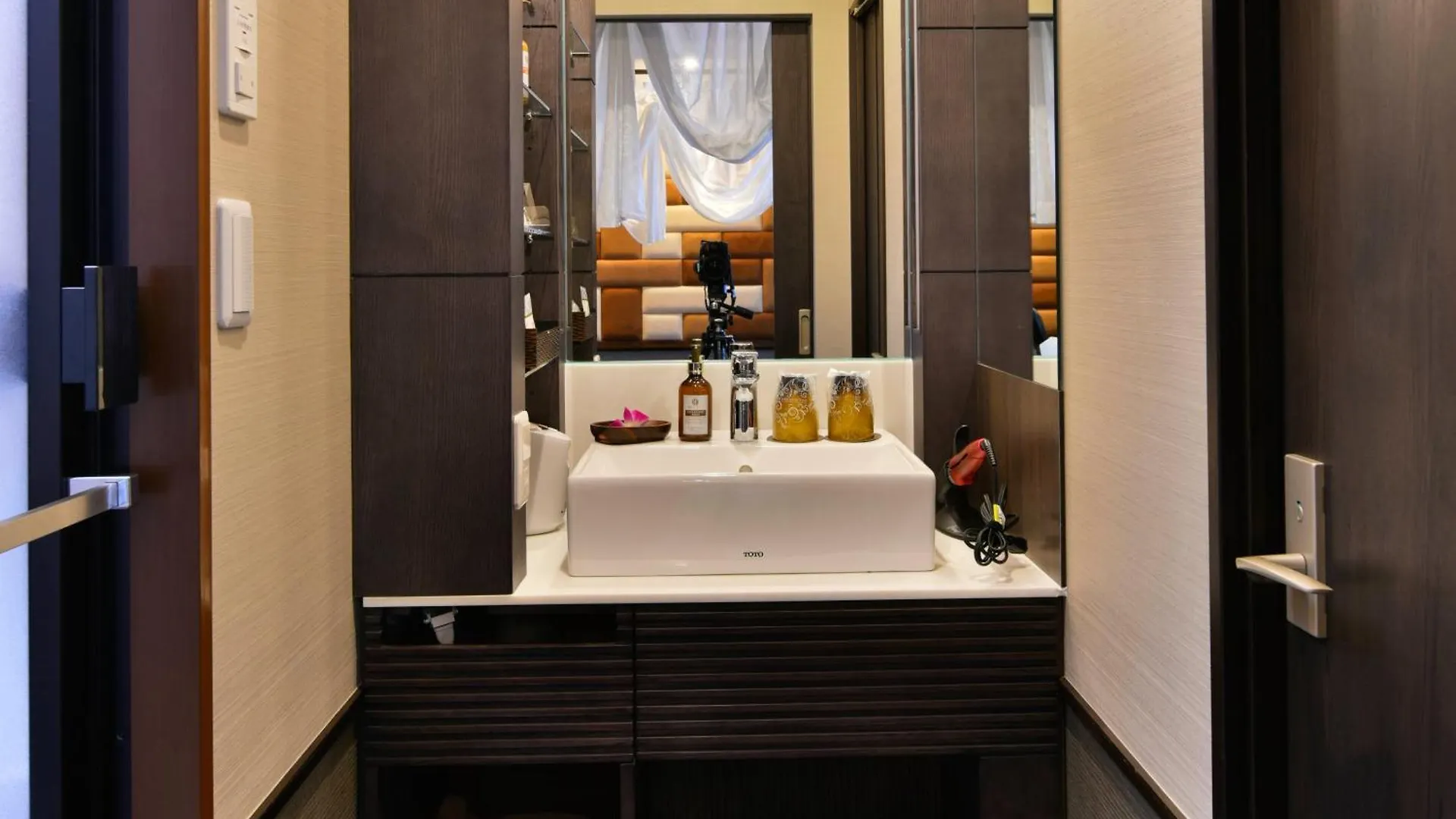 Hotel Petit Bali Garden Shin-Okubo (Adults Only) Токио