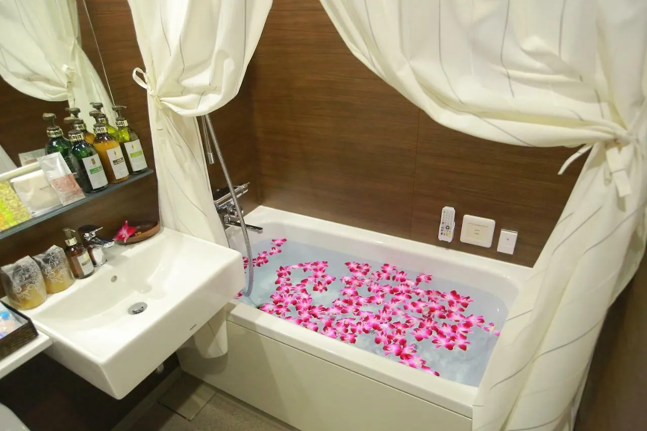 Hotel Petit Bali Garden Shin-Okubo (Adults Only) Токио 4*,  Япония
