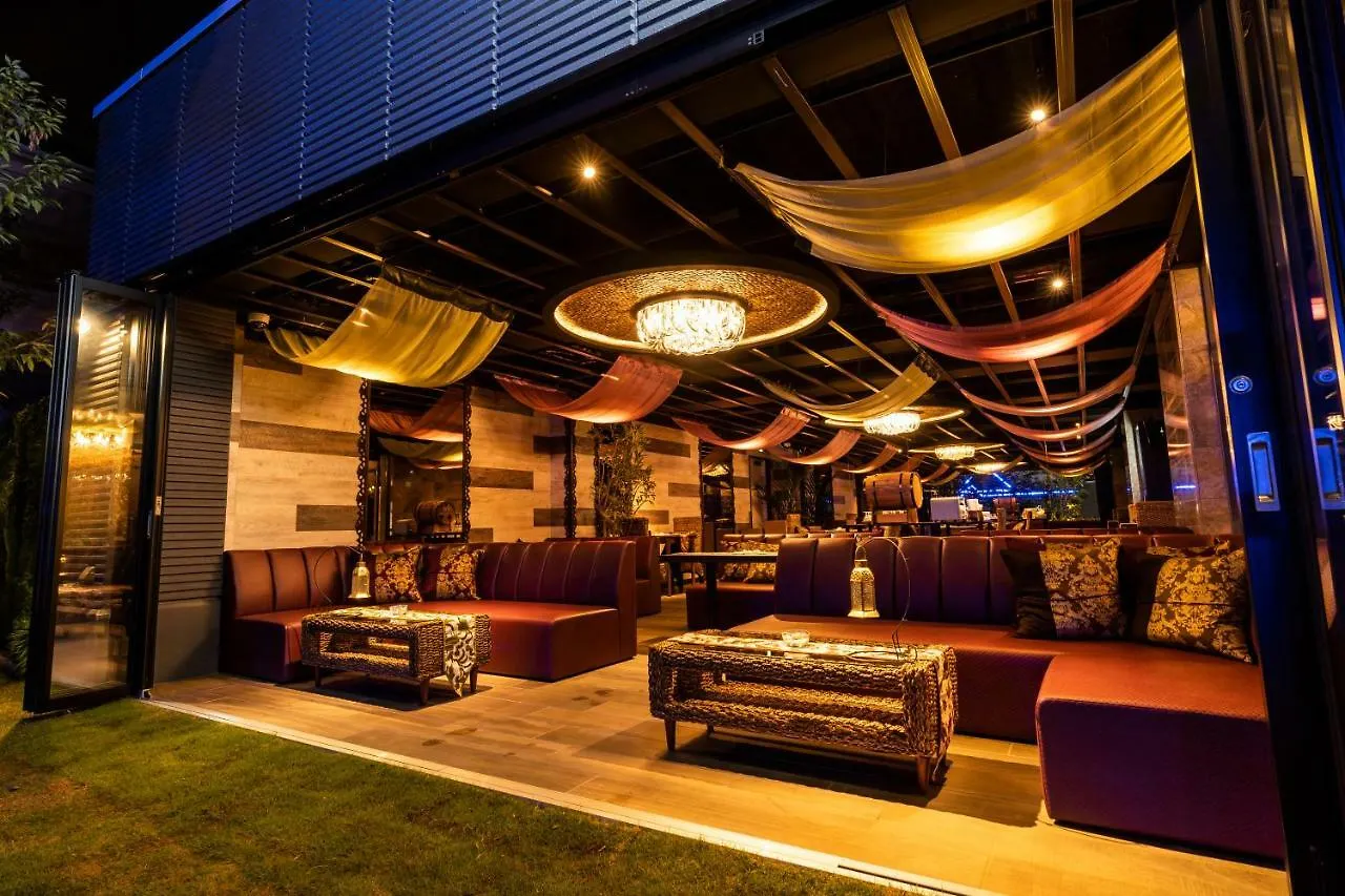 Hotel Petit Bali Garden Shin-Okubo (Adults Only) Токио