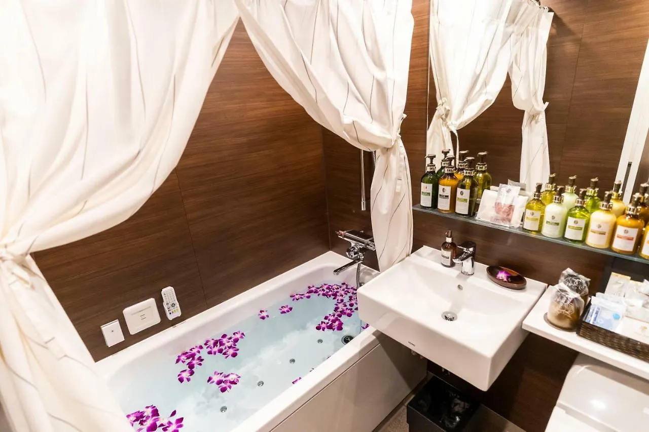 Hotel Petit Bali Garden Shin-Okubo (Adults Only) Токио 4*,  Япония