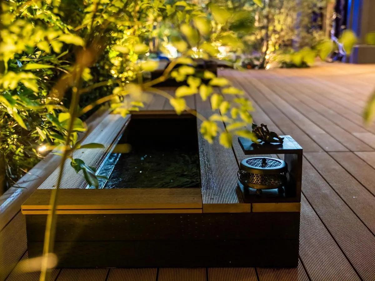 Hotel Petit Bali Garden Shin-Okubo (Adults Only) Токио